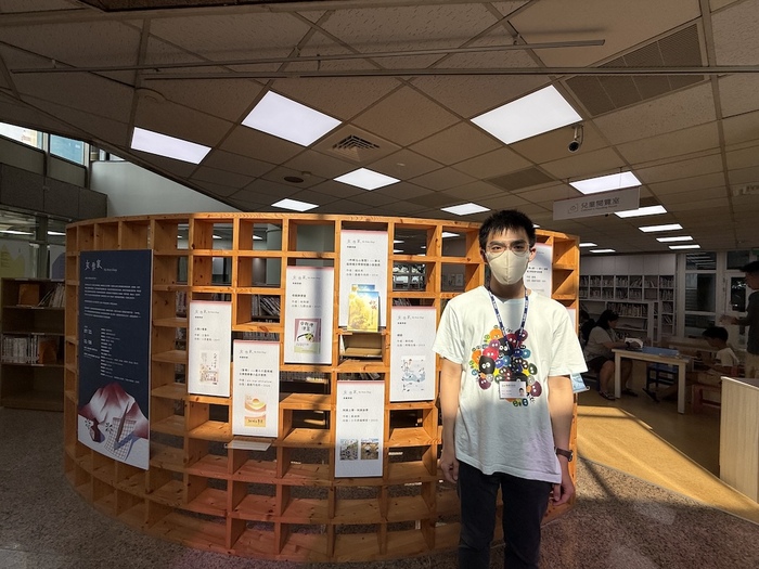【實習報導】走進家鄉的公共文化空間：陳峙曆同學於嘉義市世賢圖書館的實習圖片