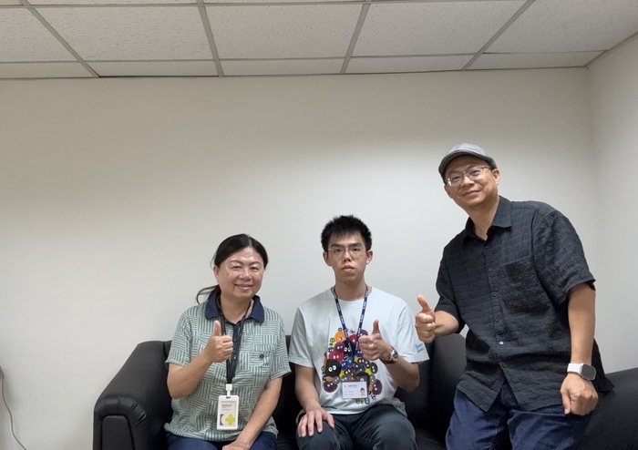 【實習報導】走進家鄉的公共文化空間：陳峙曆同學於嘉義市世賢圖書館的實習圖片